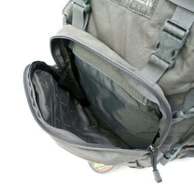 CAMELBAK TALON J FG 米軍払い下げ品