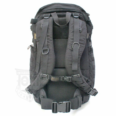 CAMELBAK TRI-ZIP BLACK 米軍払い下げ品