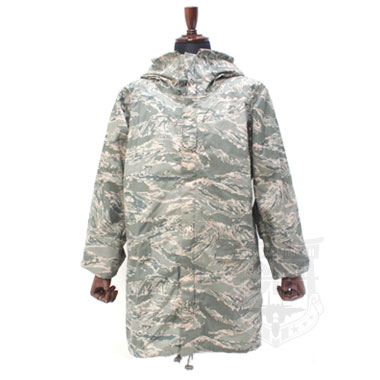 USAF ABU IMPROVED PARKA ライナー無し 米軍払い下げ品の商品詳細